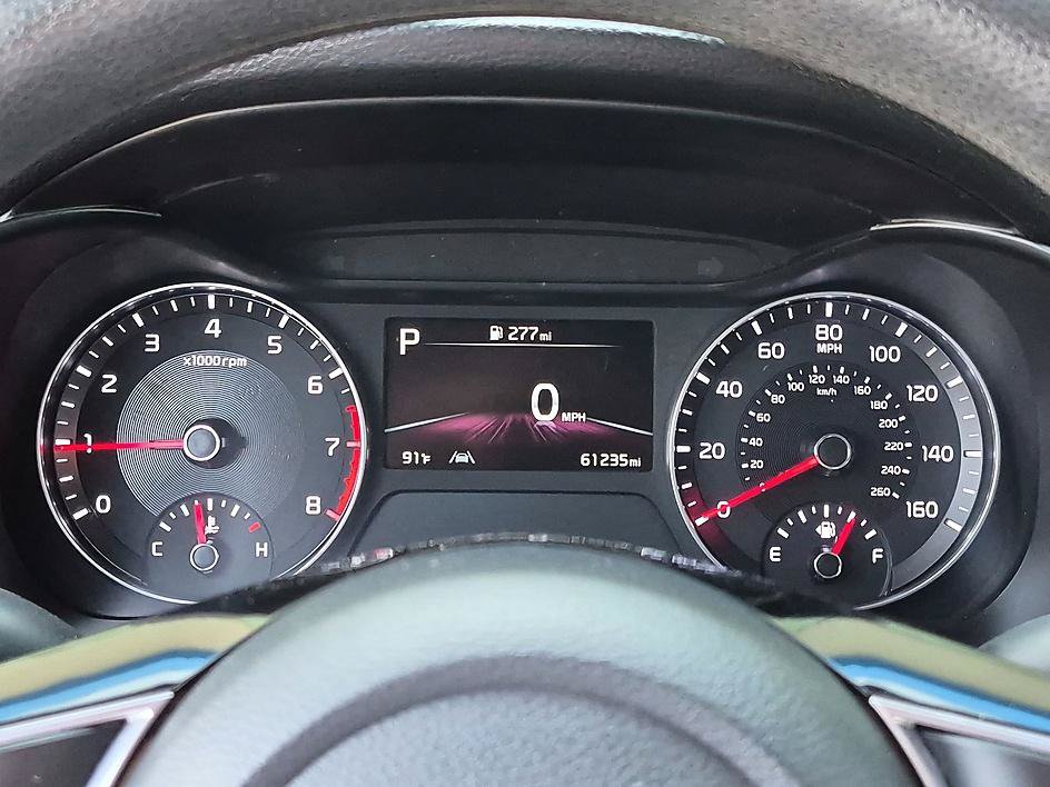 Used 2022 Kia Forte LXS FWD image 19