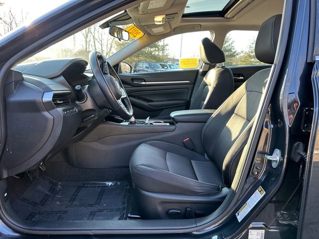 Used 2021 Nissan Altima 2.5 SV w/ SV Premium Package image 23