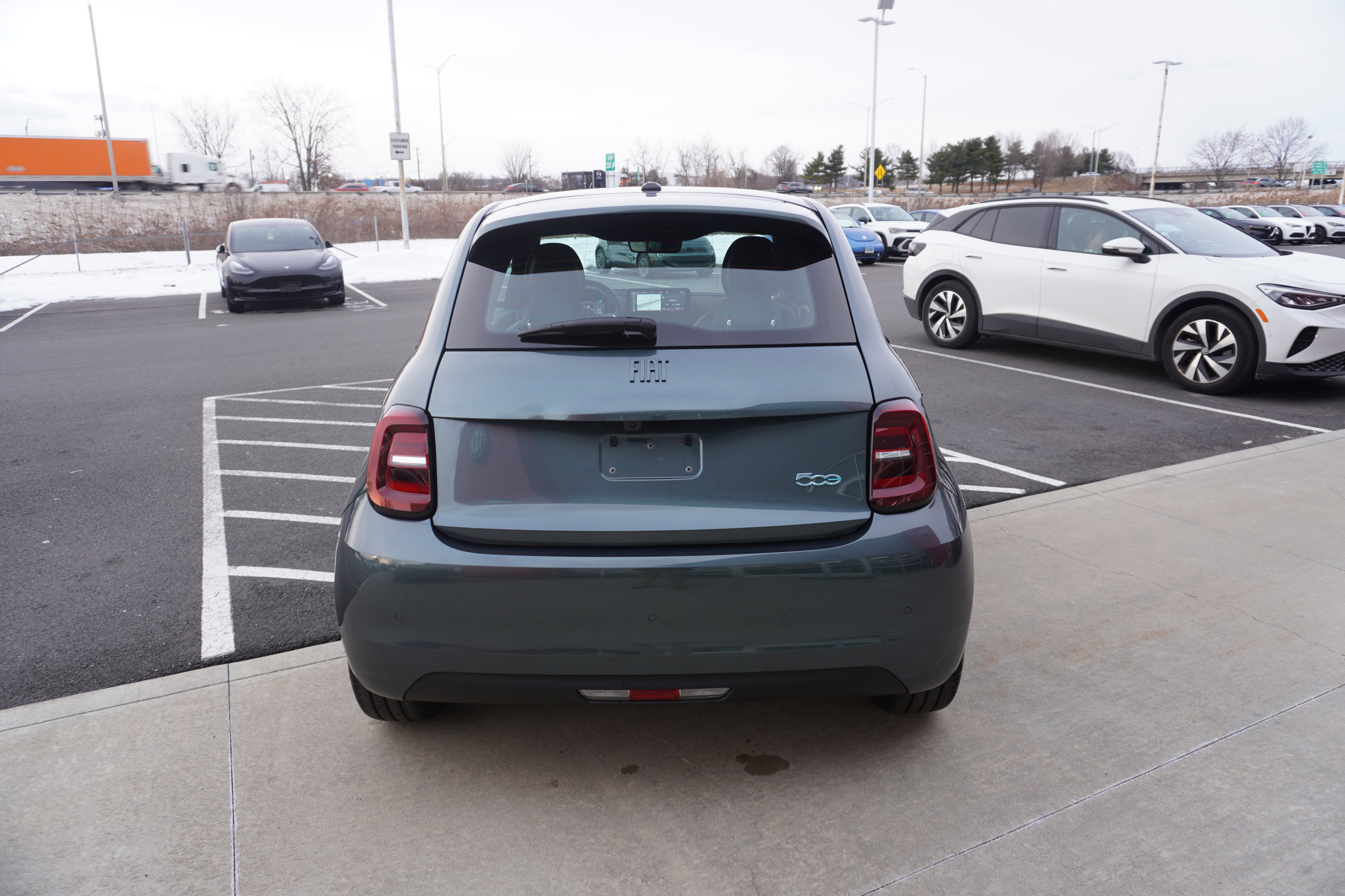 New 2025 FIAT 500 e image 8