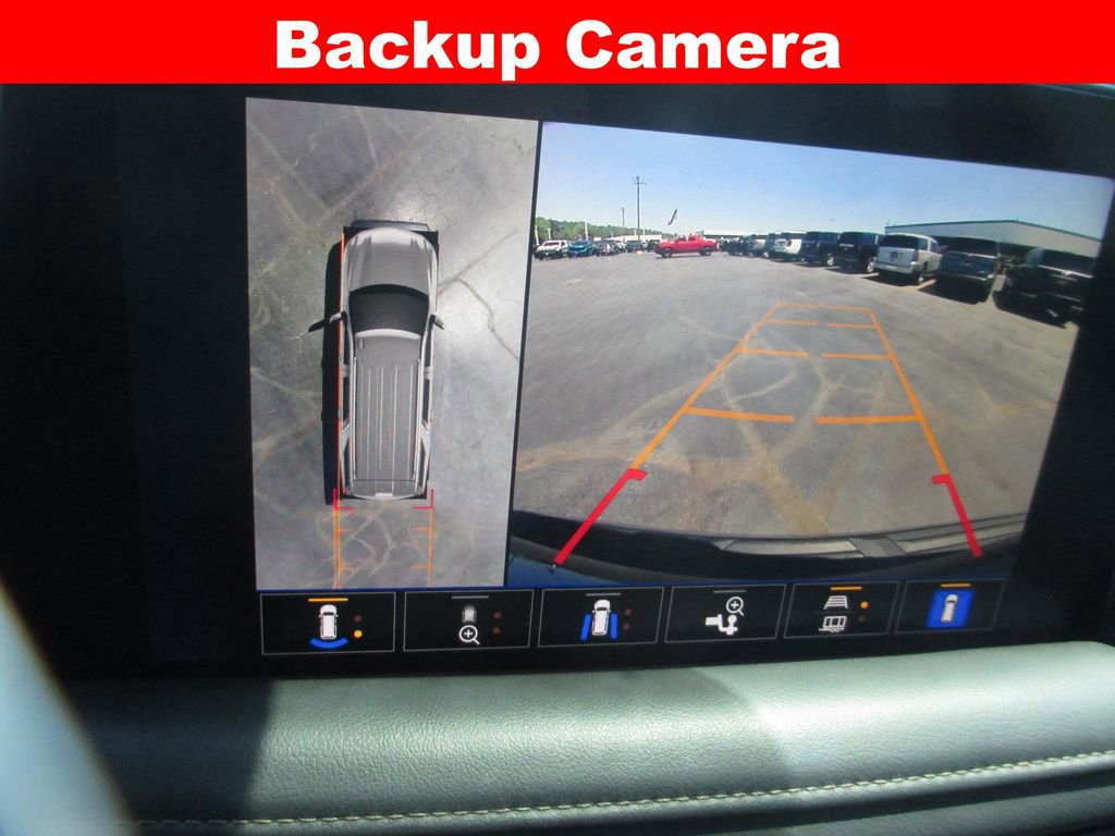 Used 2022 Chevrolet Suburban High Country AWD/4WD image 19