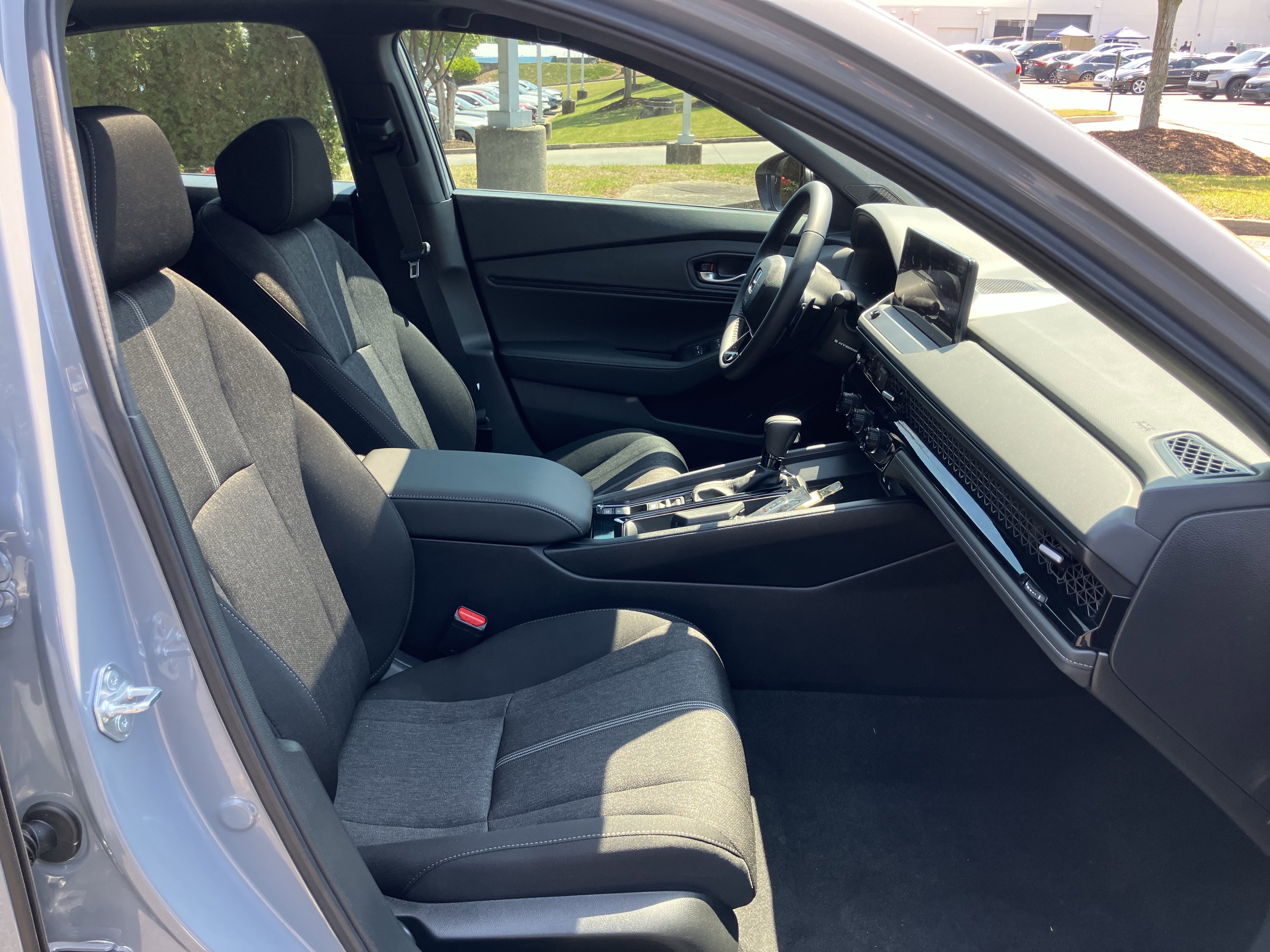 Used 2025 Honda Accord Sport image 35