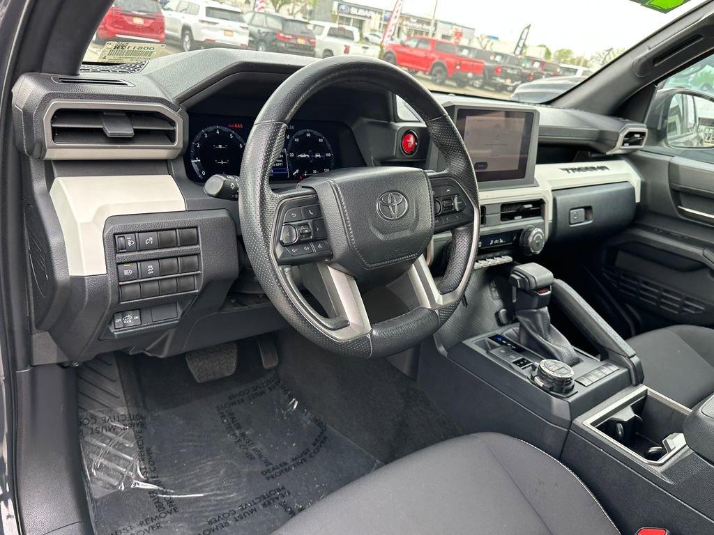 Used 2024 Toyota Tacoma TRD Off-Road image 21