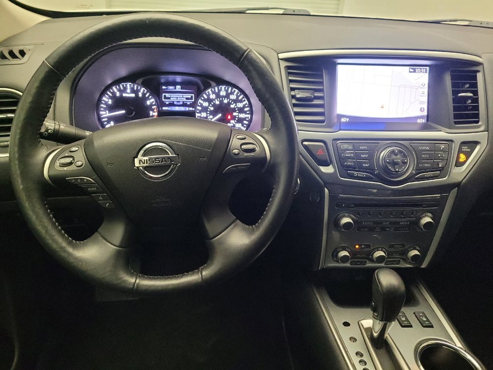 Used 2019 Nissan Pathfinder SL image 22