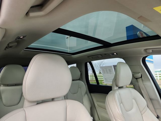 Used 2020 Volvo XC90 T5 Momentum image 28