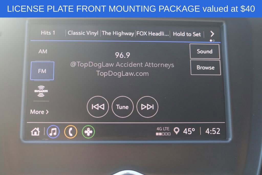 Used 2022 Chevrolet Equinox LT w/ Driver Convenience Package image 7