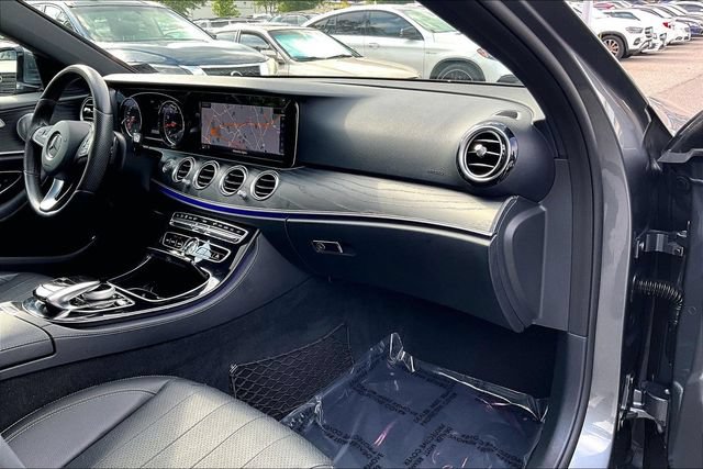 Used 2017 Mercedes-Benz E 300 4MATIC image 15