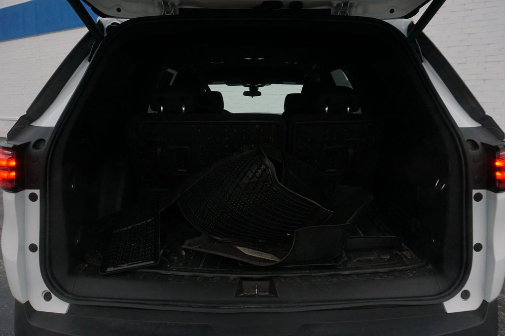 Certified 2023 Chevrolet Traverse LT w/ LPO, Floor Liner Package image 29