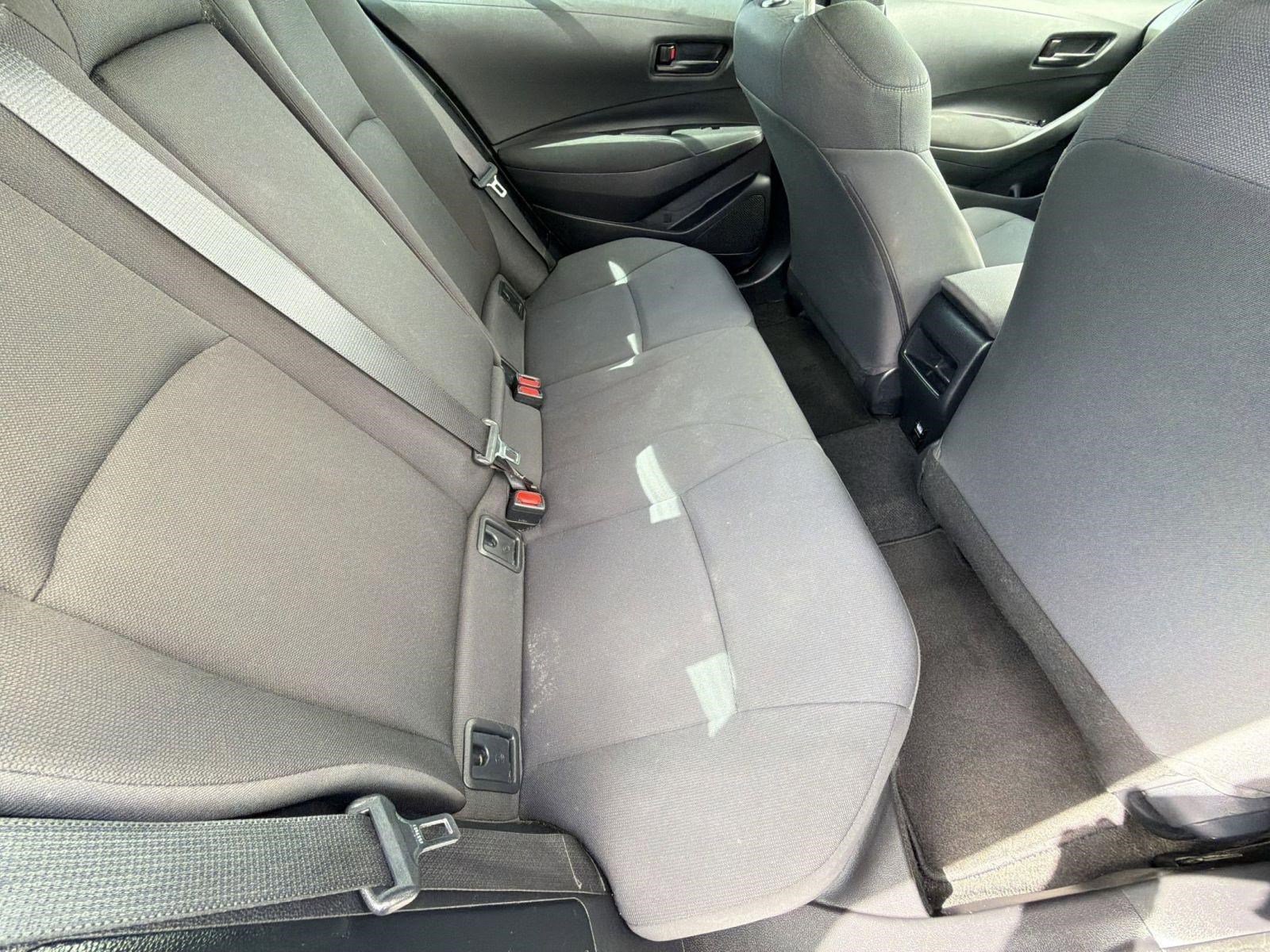 Certified 2022 Toyota Corolla LE FWD image 32