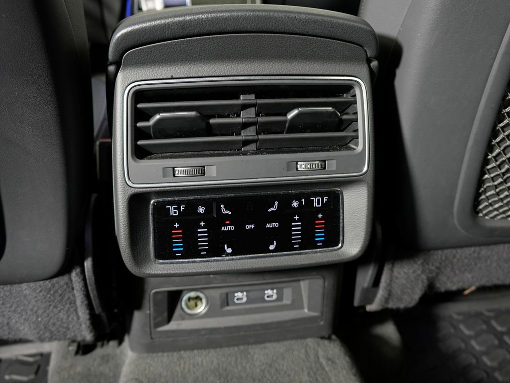 Used 2021 Audi Q8 Prestige w/ Prestige Package image 37