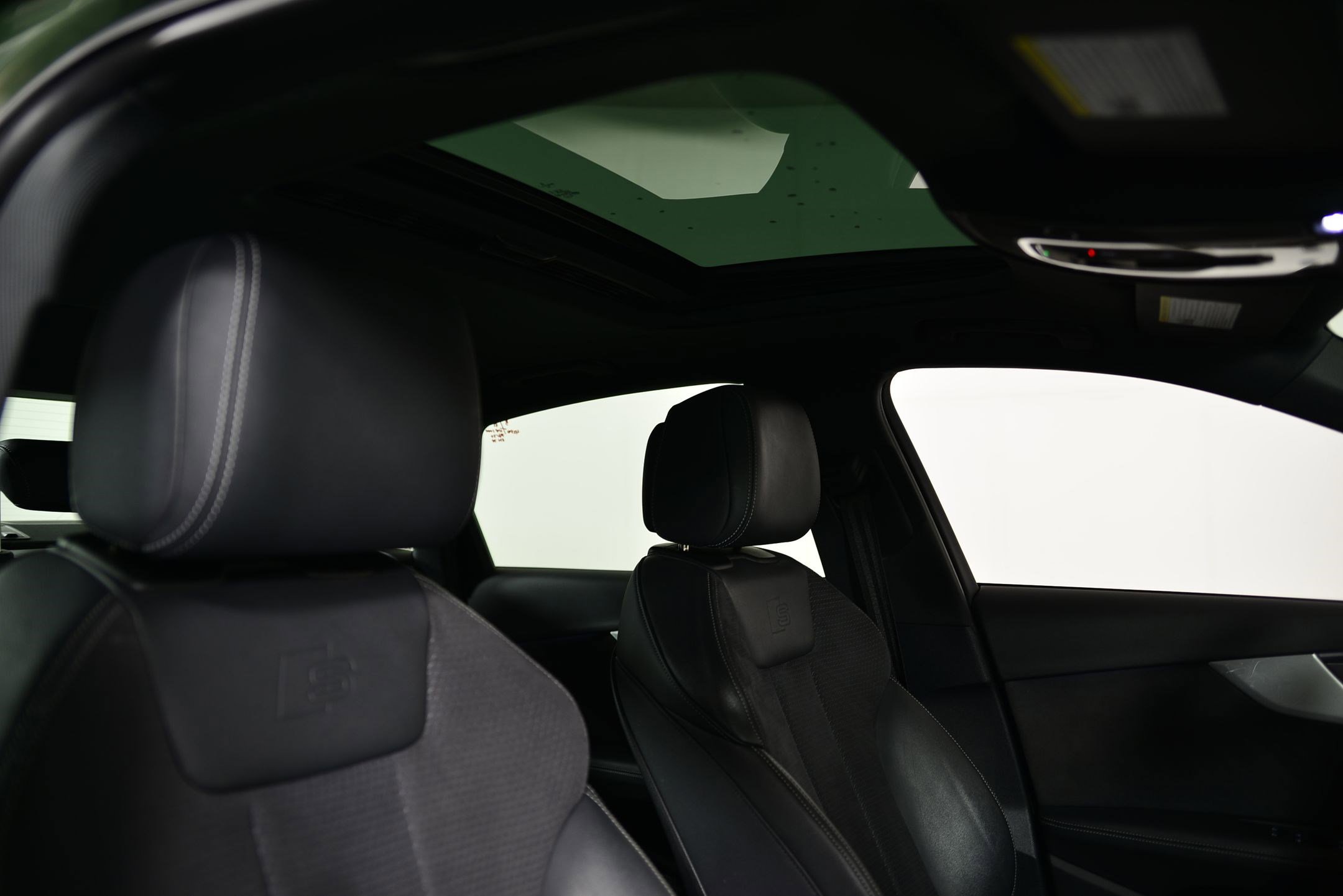 Used 2023 Audi A4 2.0T Premium Plus w/ Premium Plus Package image 12