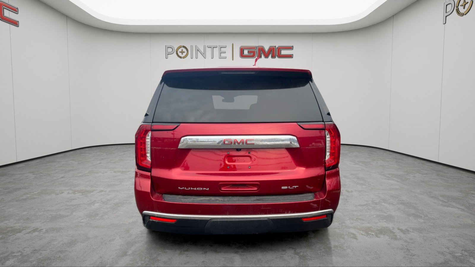 Used 2023 GMC Yukon SLT AWD/4WD image 5