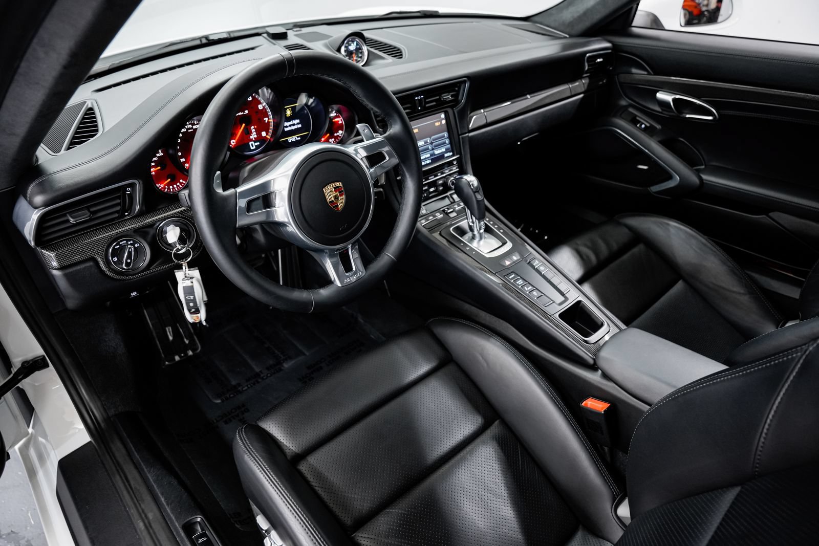 Used 2014 Porsche 911 Turbo S AWD/4WD image 9