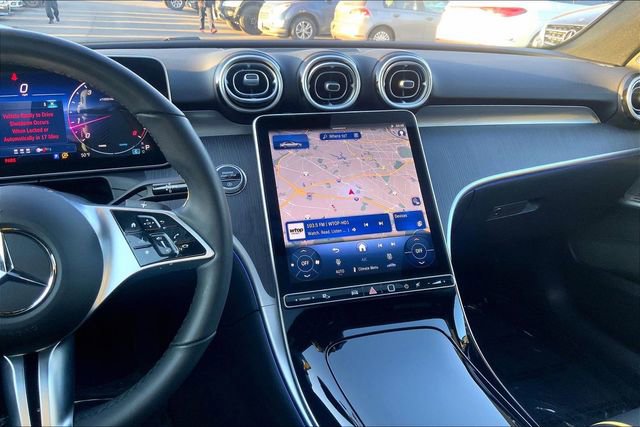 Used 2025 Mercedes-Benz C 300 4MATIC Sedan image 5