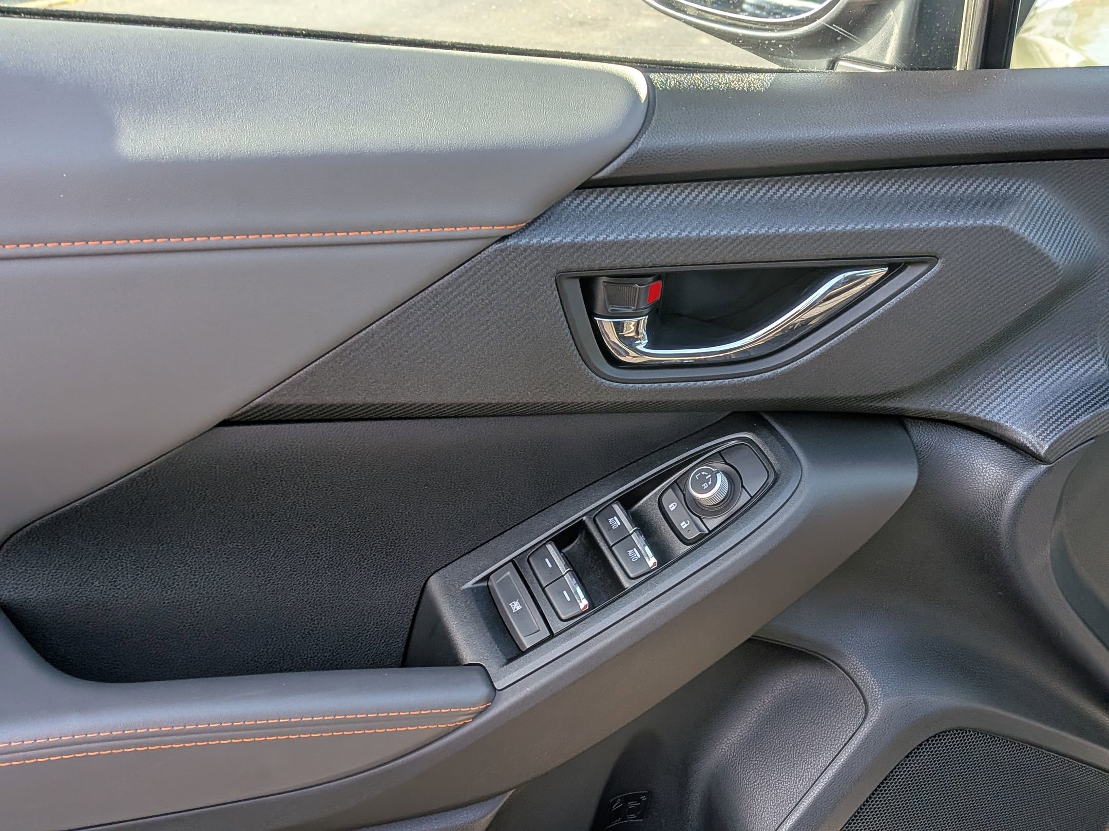 Used 2025 Subaru Crosstrek 2.5i Limited w/ Crosstrek Mirror Package image 15