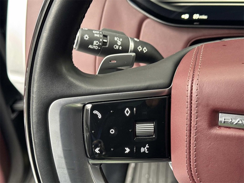 Used 2023 Land Rover Range Rover Autobiography image 30