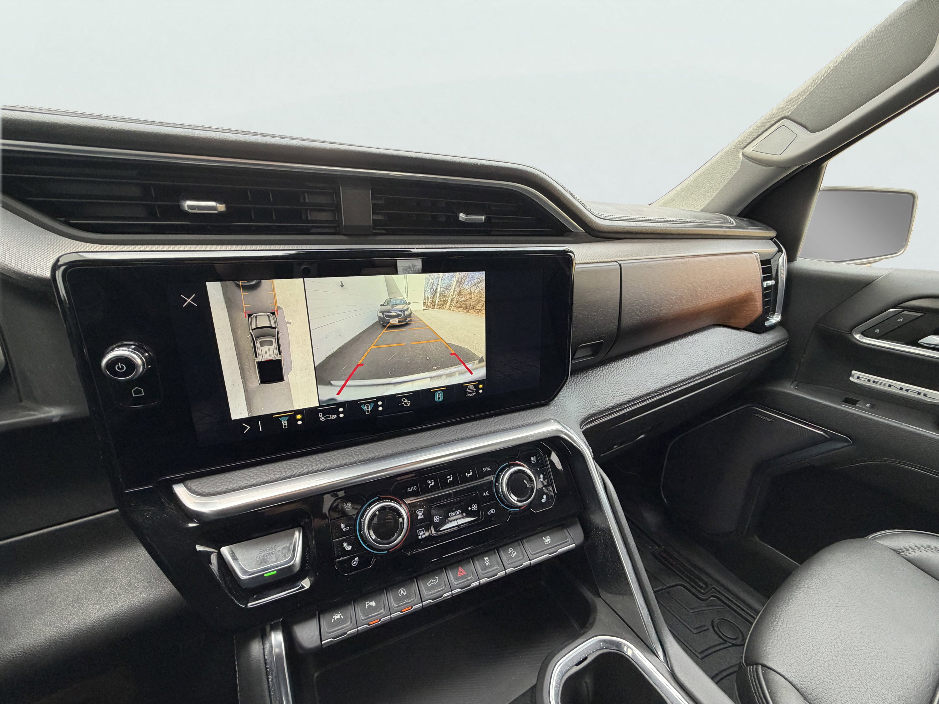 Used 2023 GMC Sierra 1500 Denali w/ Technology Package image 6