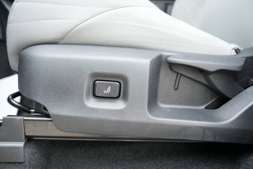 Used 2024 Toyota Tacoma SR5 image 22