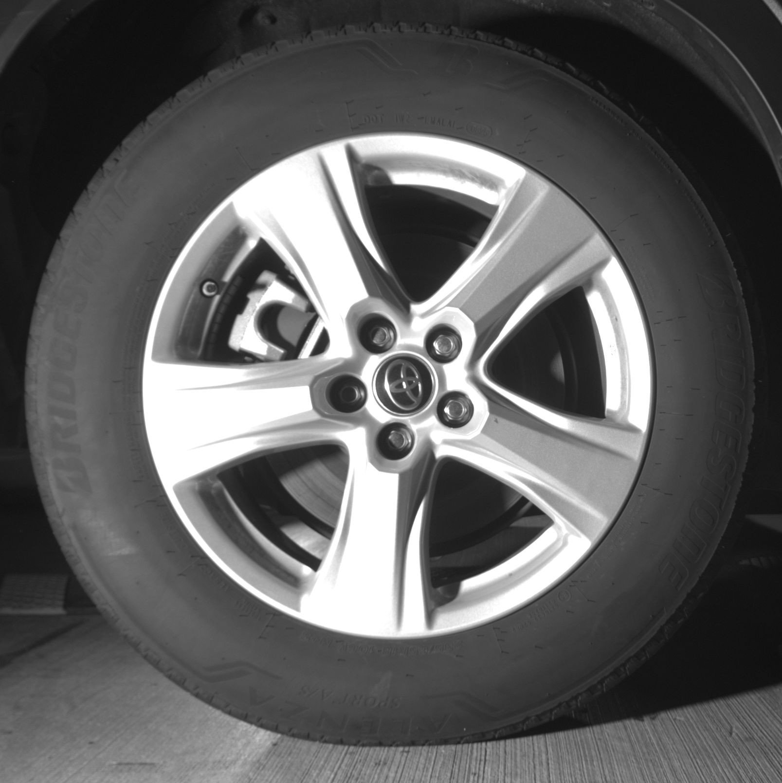 Used 2025 Toyota Highlander LE image 15