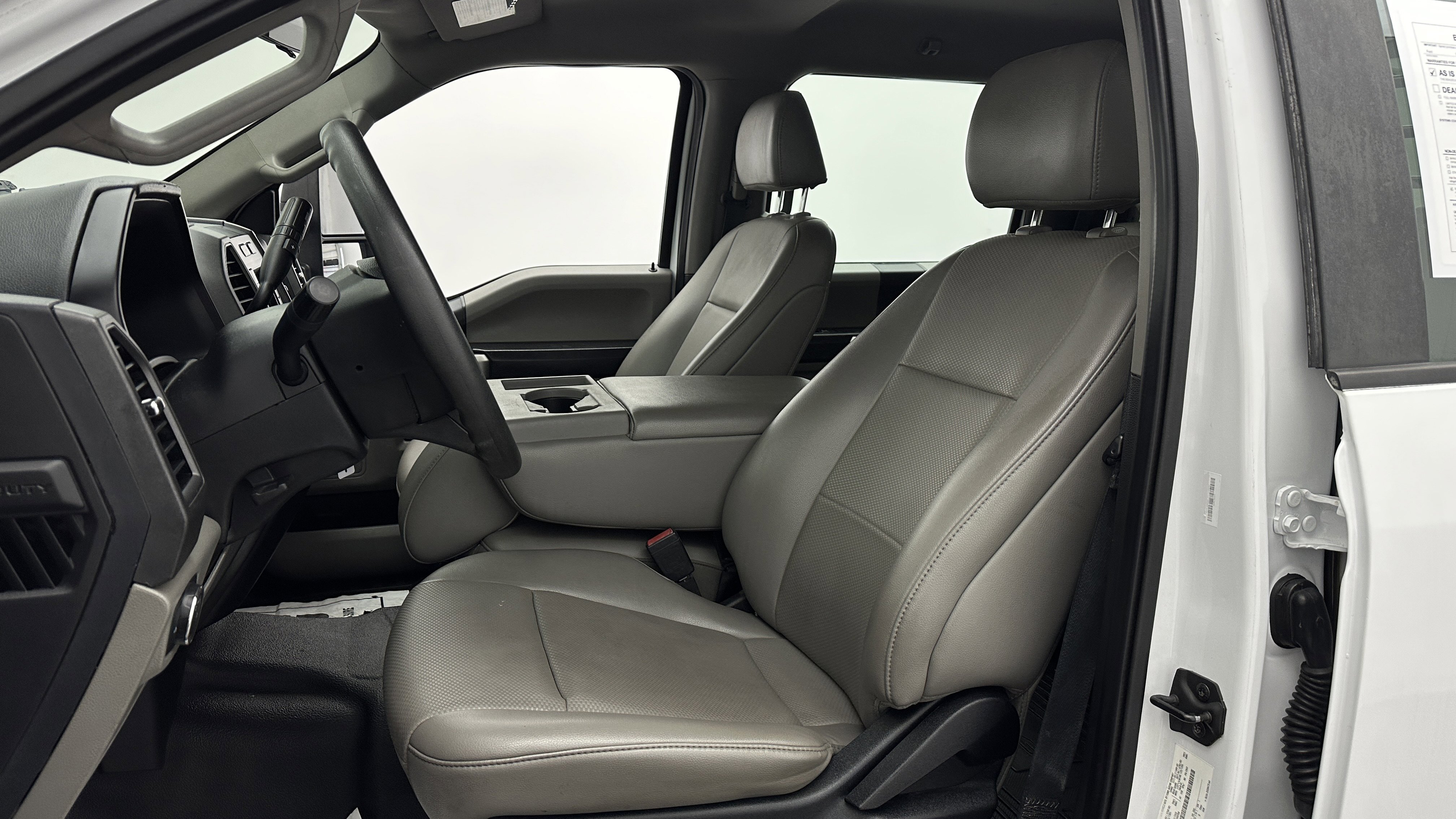 Used 2020 Ford F350 XL image 23