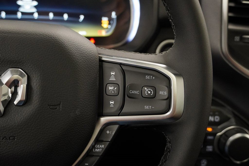New 2026 RAM 1500 4x4 Crew Cab image 25