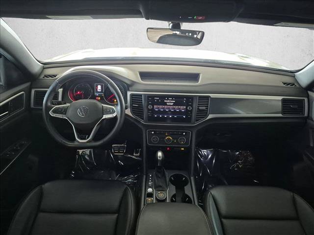 Used 2020 Volkswagen Atlas Cross Sport SE w/ Panoramic Sunroof Package AWD/4WD image 19