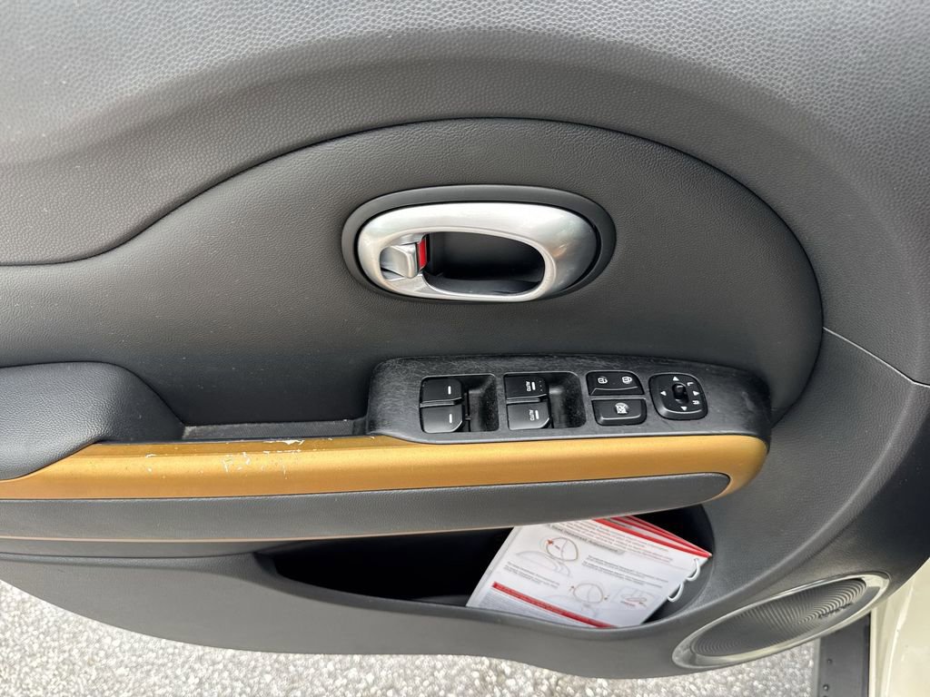 Used 2015 Kia Soul ! w/ Sun & Sound Package image 39