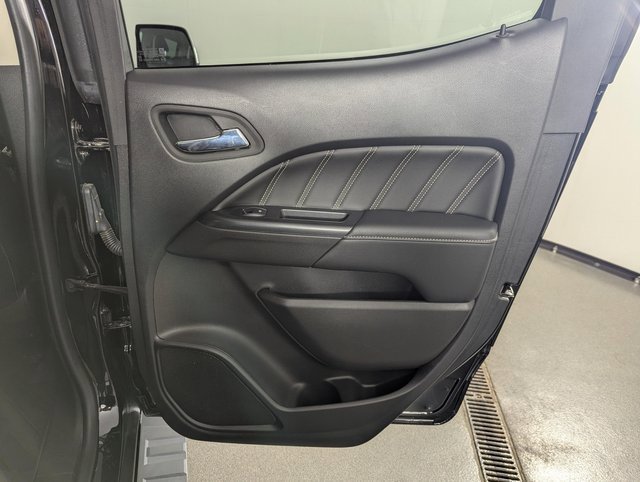 Used 2022 GMC Canyon Denali w/ Denali Black Edition Package image 23