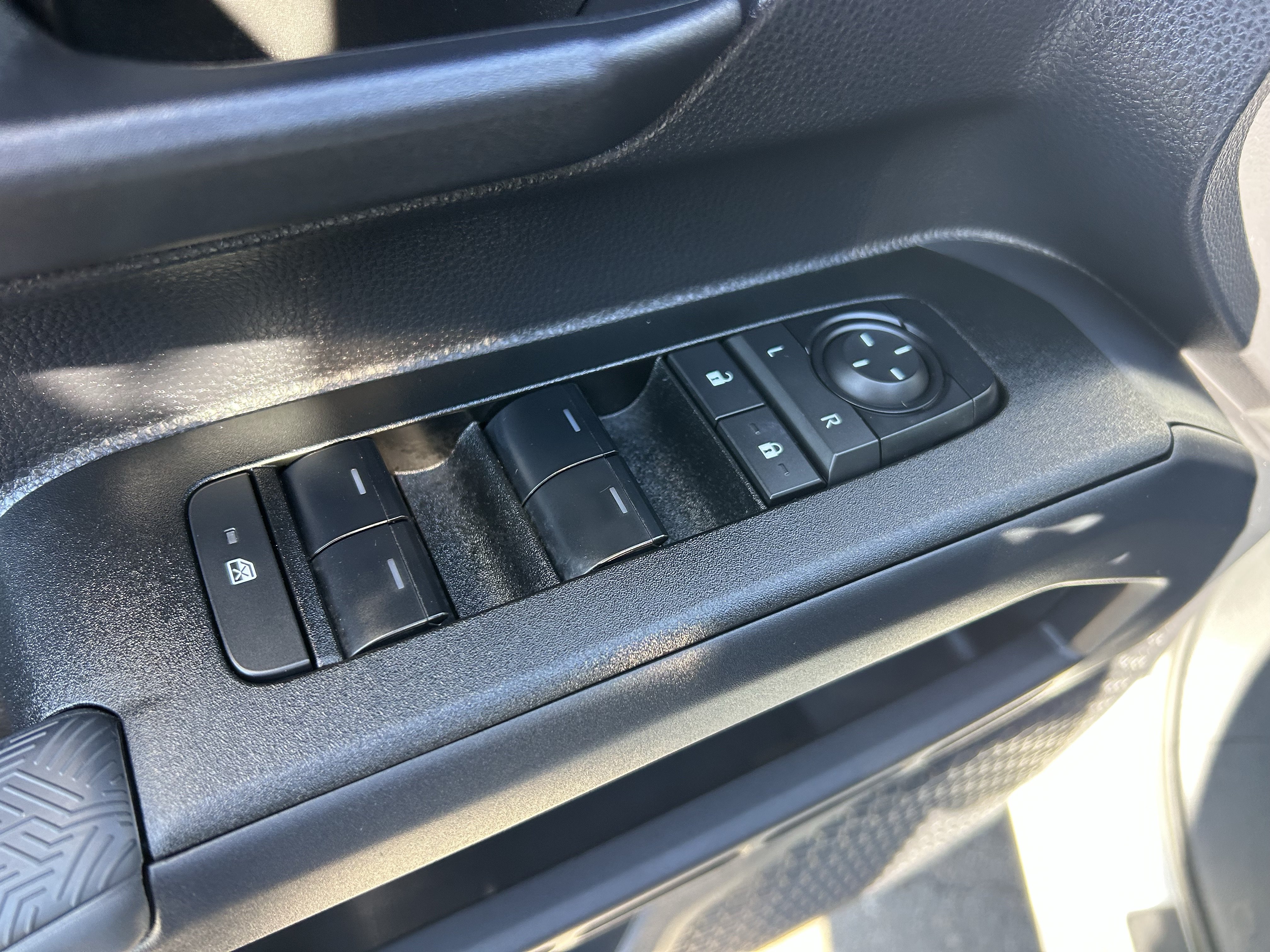 Certified 2026 Toyota 4Runner SR5 RWD image 18