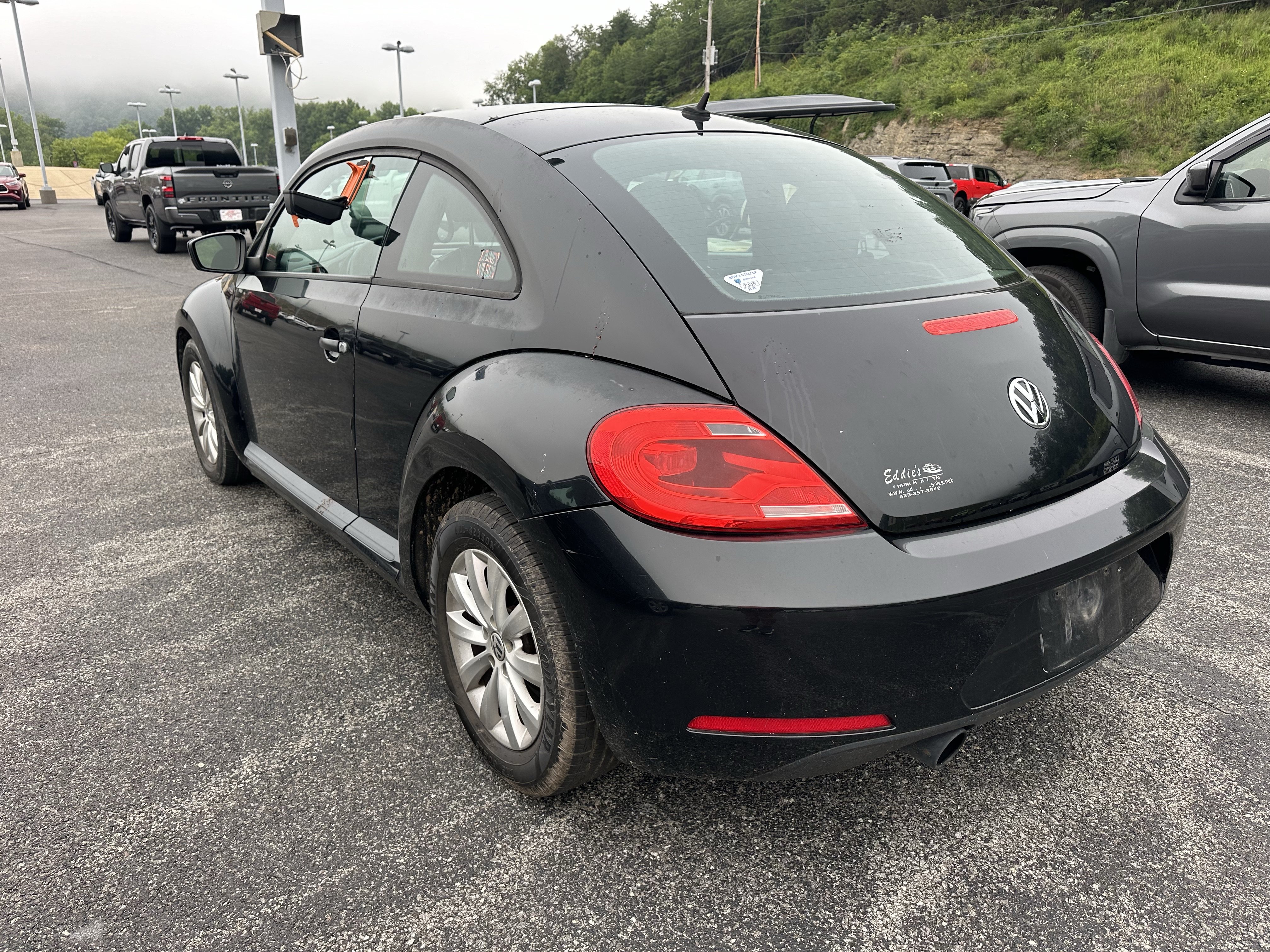 Used 2014 Volkswagen Beetle 1.8T FWD image 4
