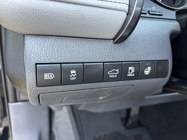 Used 2024 Toyota Camry XSE w/ Navigation Package image 19
