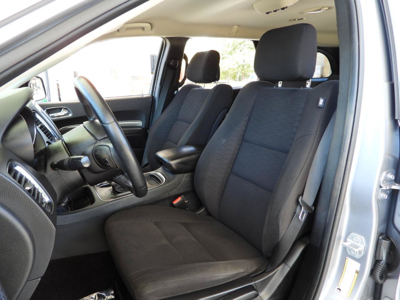 Used 2018 Dodge Durango SXT w/ 3rd Row Seating Group RWD image 52