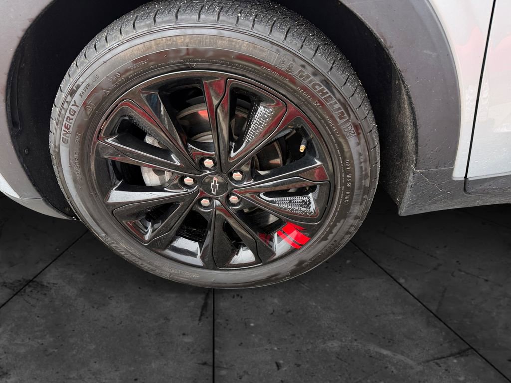 Used 2023 Chevrolet Bolt EUV Premier w/ Sun & Sound Package image 14