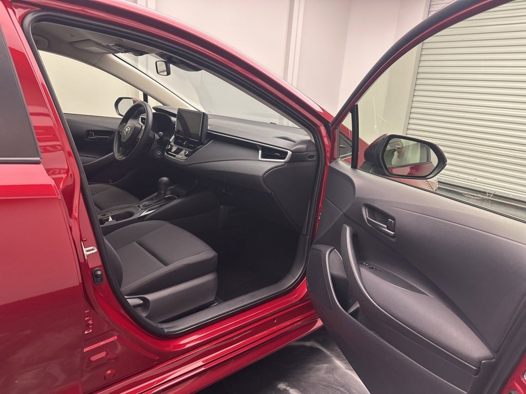 Used 2023 Toyota Corolla LE image 8