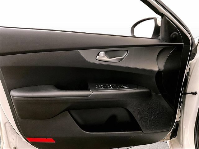 Used 2019 Kia Forte LXS FWD image 22