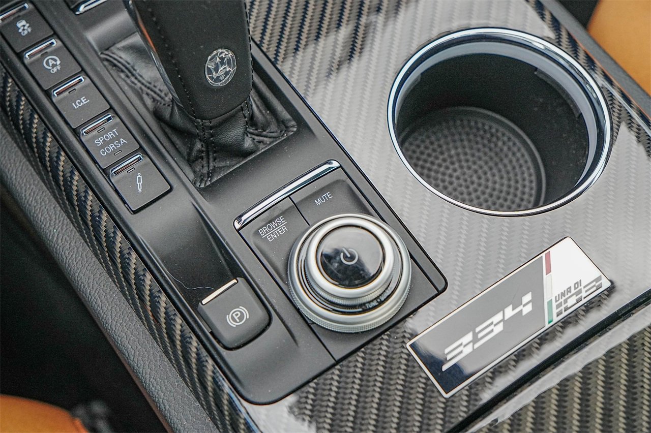 Used 2024 Maserati Ghibli Trofeo image 24