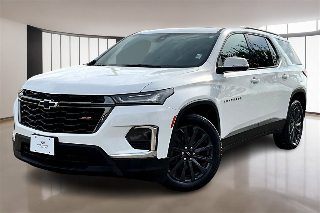 Used 2023 Chevrolet Traverse RS