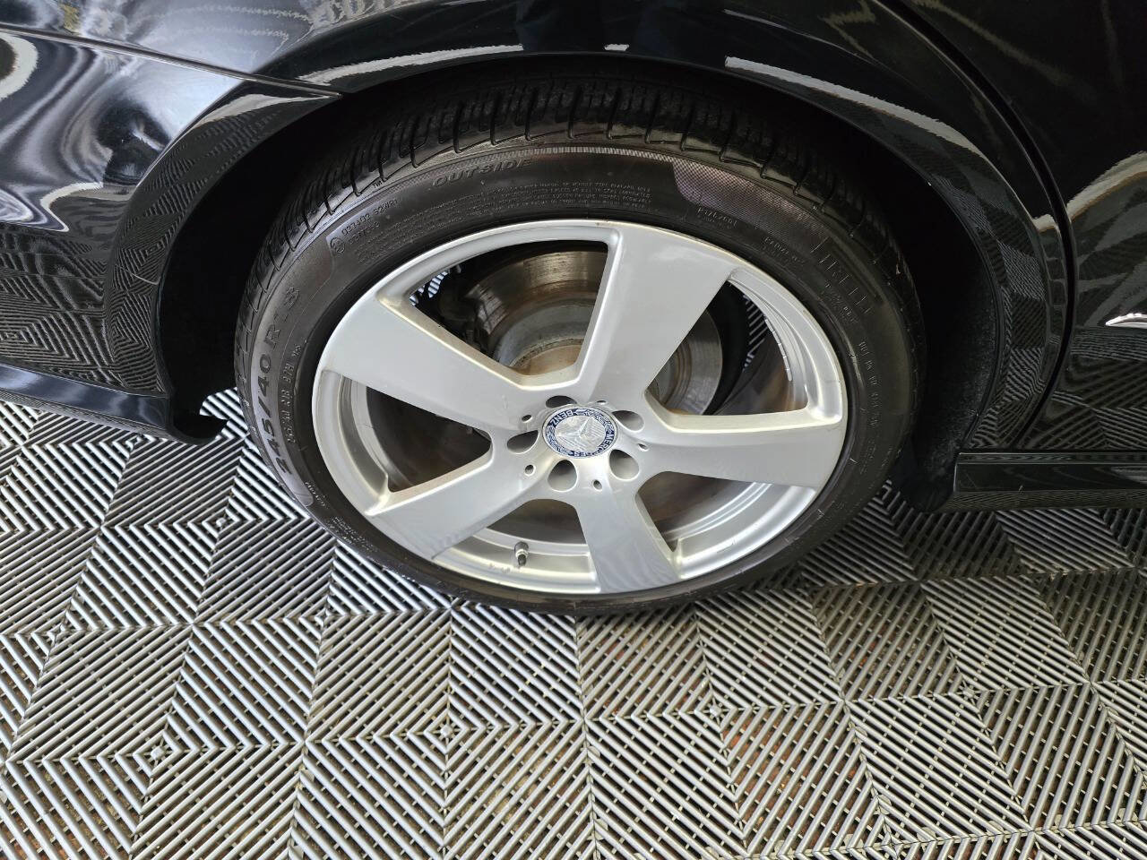 Used 2012 Mercedes-Benz E 350 4MATIC Sedan image 33