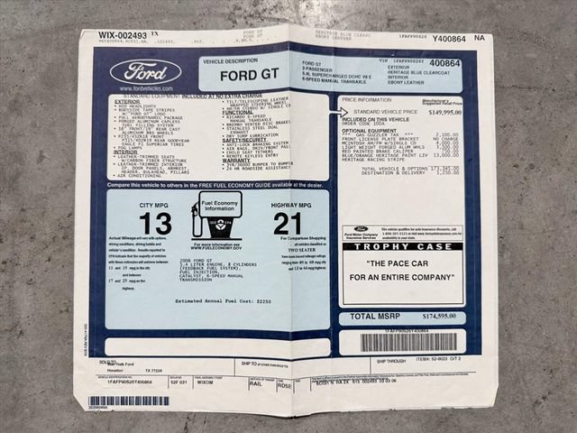 Used 2006 Ford GT RWD image 3
