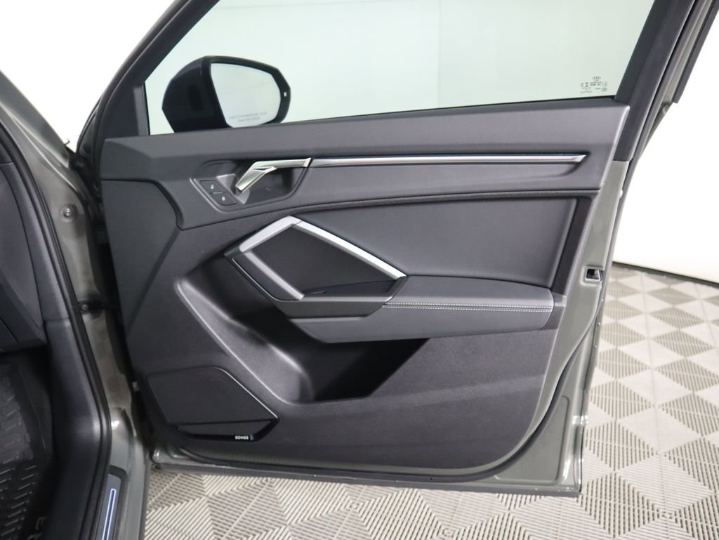 Certified 2022 Audi Q3 2.0T Premium Plus w/ Premium Plus Package image 26