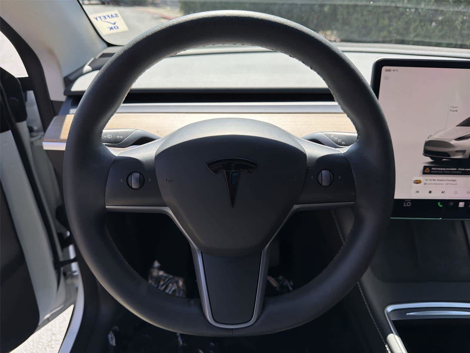Used 2023 Tesla Model Y Long Range AWD/4WD image 16