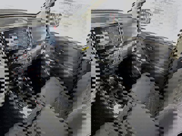 New 2025 Nissan Frontier SV w/ SV Convenience Package image 24