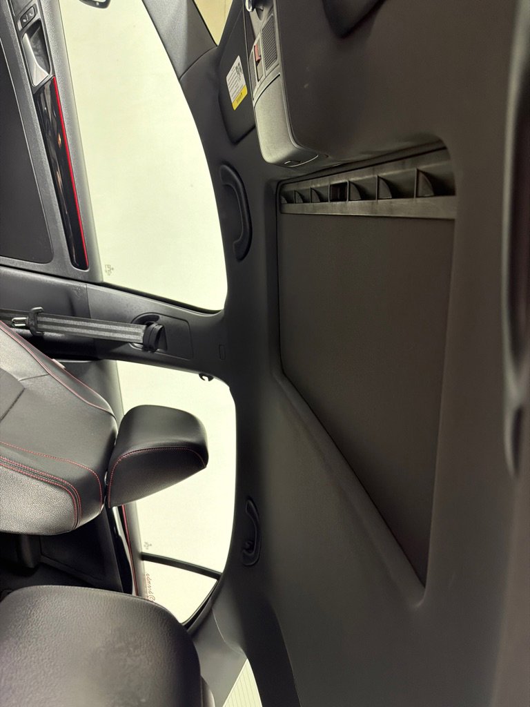 Used 2017 Volkswagen Jetta GLI image 13