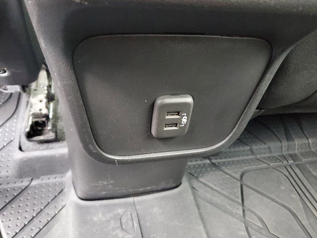 Used 2023 Chevrolet Equinox LT w/ LPO, Floor Liner Package AWD/4WD image 10