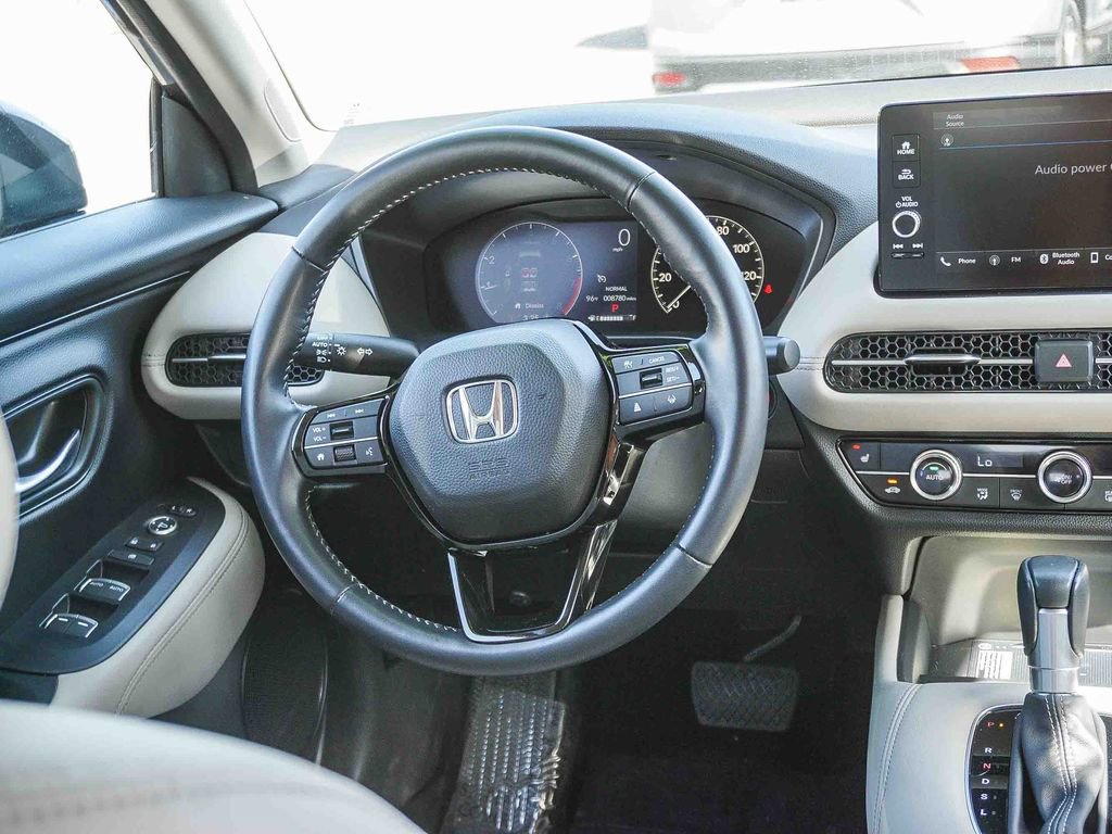Used 2025 Honda HR-V EX-L image 16