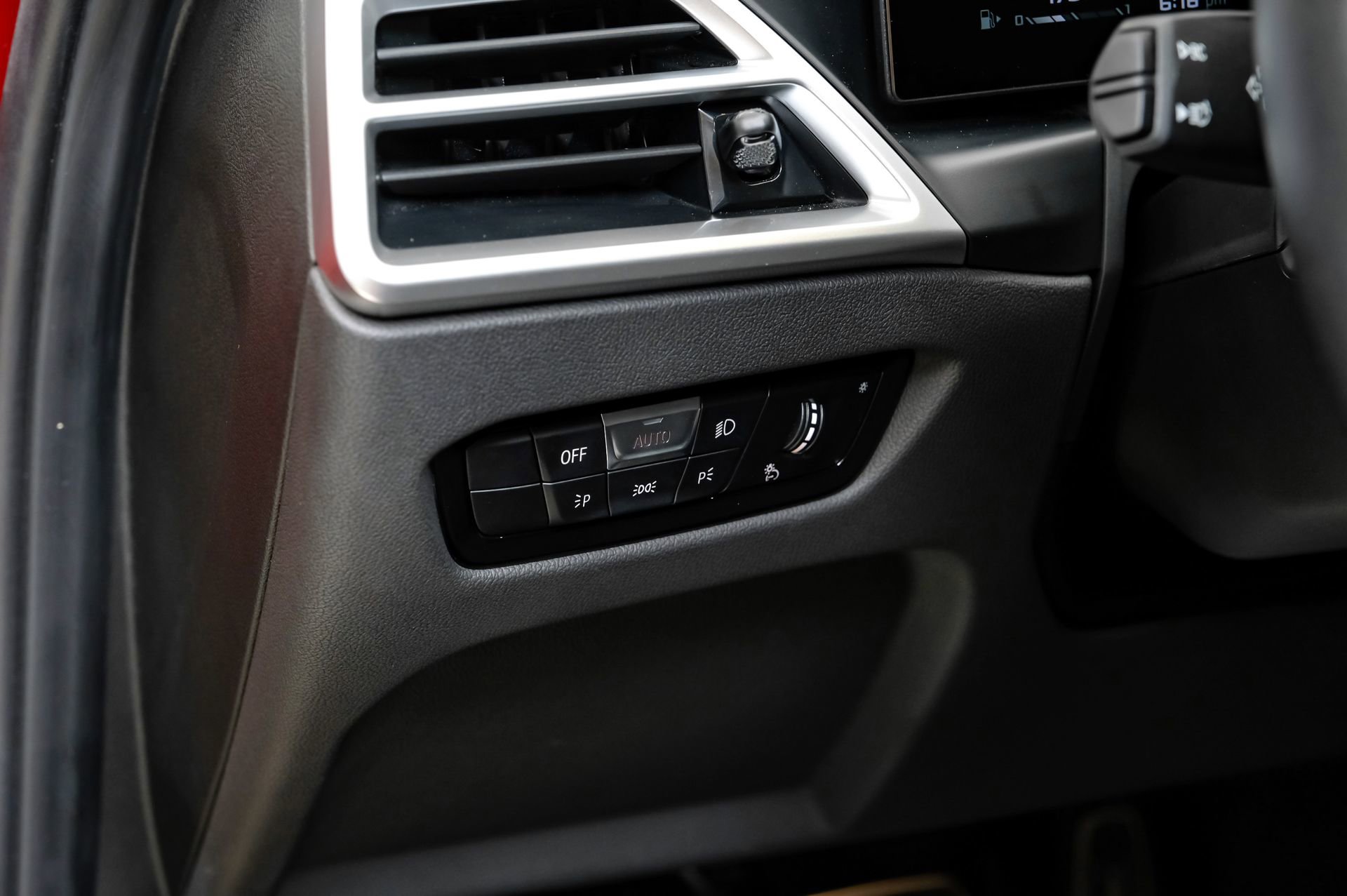 Used 2025 BMW M340i image 33