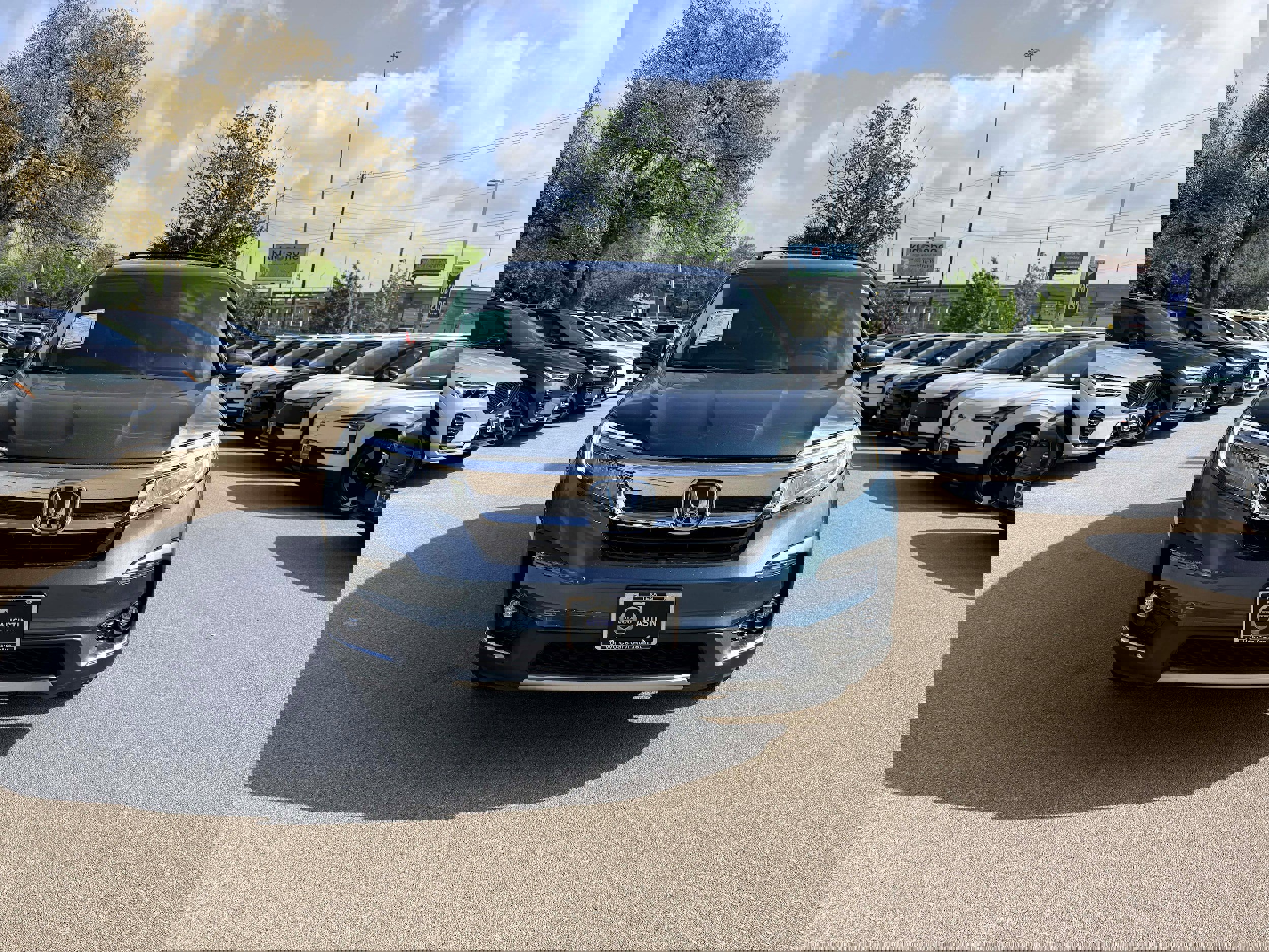 Used 2020 Honda Pilot Touring image 8