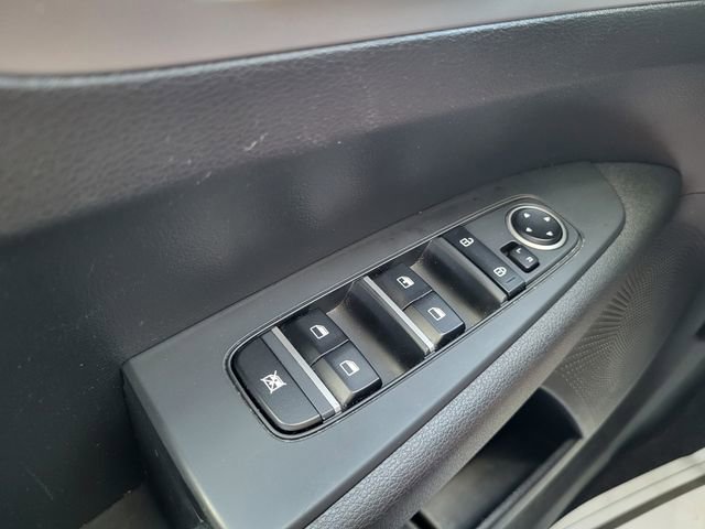 Used 2023 Kia Forte LXS image 22