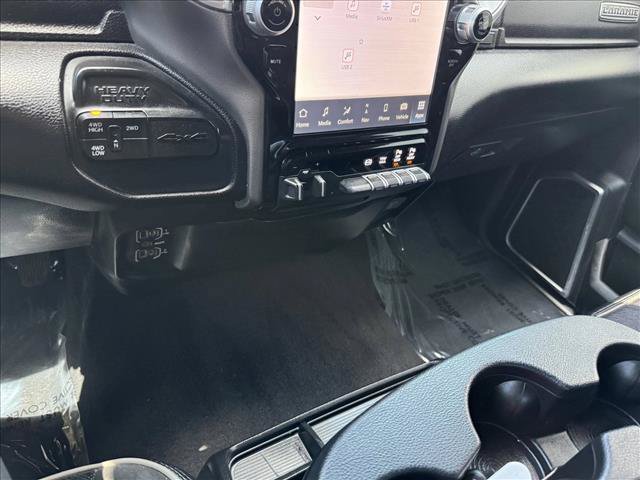 Used 2022 RAM 2500 Laramie AWD/4WD image 15