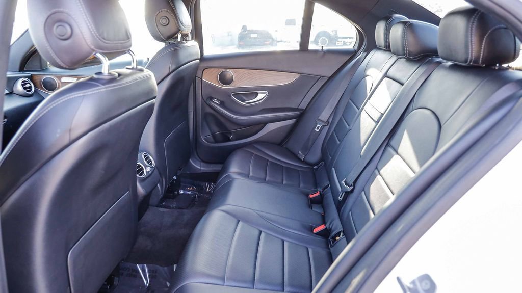 Used 2019 Mercedes-Benz C 300 Sedan image 23