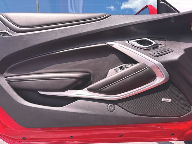 Used 2016 Chevrolet Camaro SS RWD image 23